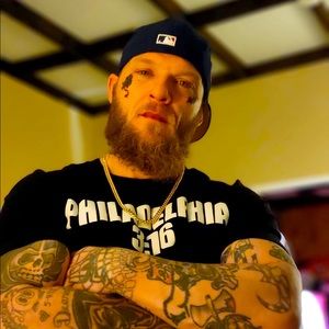 Meet your Posher, Neil